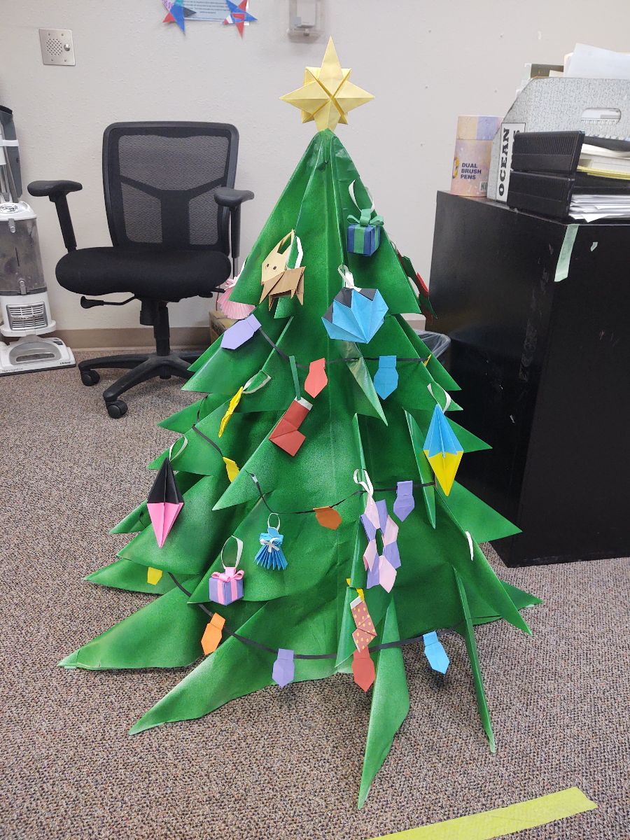 student-made holiday tree